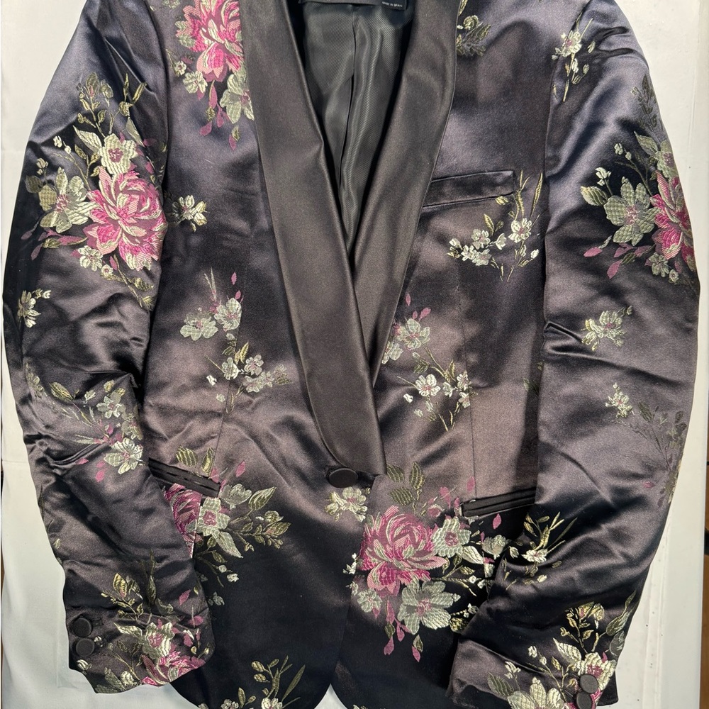 Zara Black Satin Floral Blazer with Pink & Cream Embroidery - Picture 3 of 5
